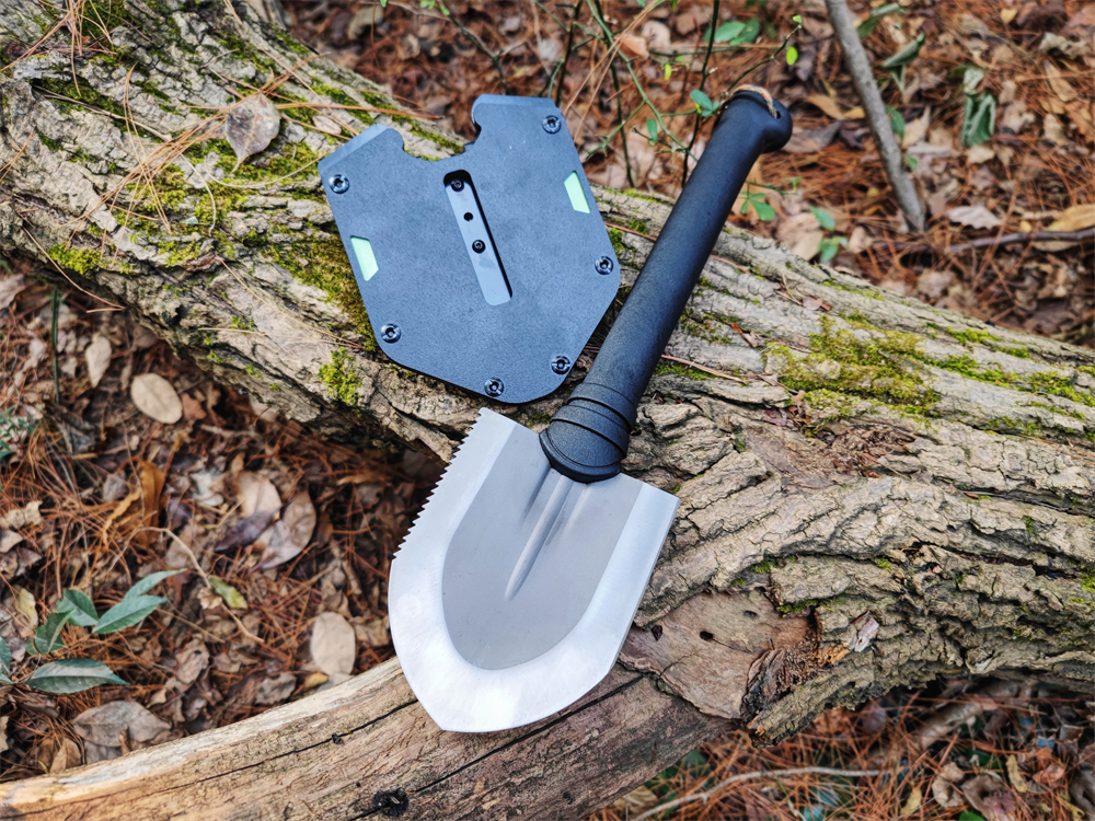 TRX Survival  lopata 4